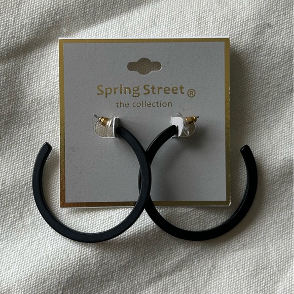 Brand new black acrylic hoops BNWT - Picture 1 of 3